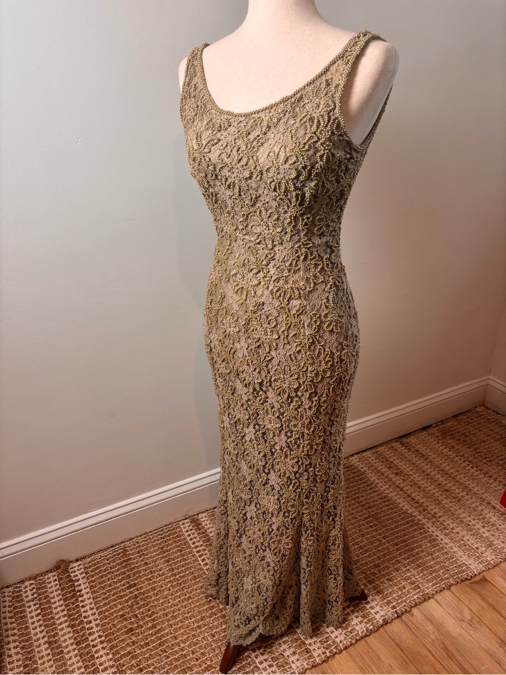 Carmen Marc Valvo Caché Pearl Beaded Mermaid Gown Taupe Gold Lace Dress Sz 10